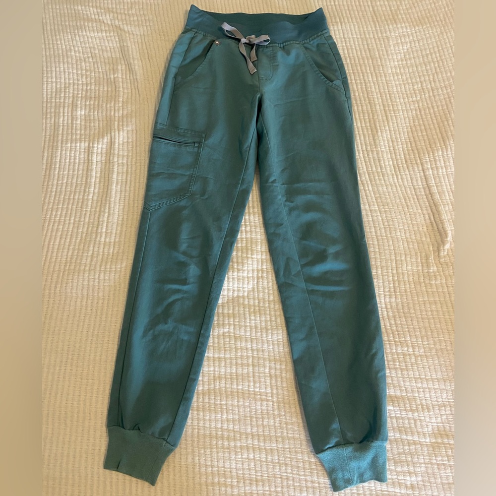 Figs Zamora Joggers- Hydrogreen